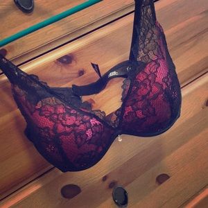 Very sexy Victoria’s Secret Lacey bra!
